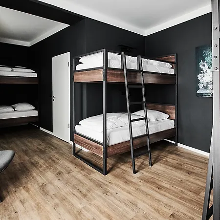 Groners Center Hostel